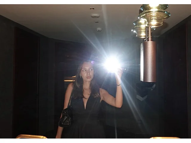 Charlotte Ella Gottová cestuje po celém světě a užívá si života. Bude z ní influencerka?