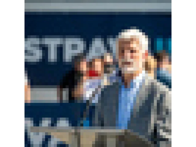 Pavel připustil, že by se ČR po volbách mohla vydat populistickým směrem