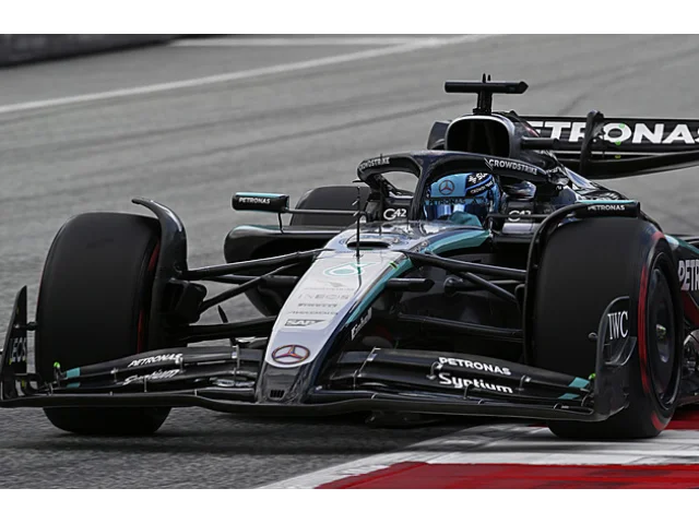 V tréninku F1 v Rakousku byl nejrychlejší Russell před Verstappenem