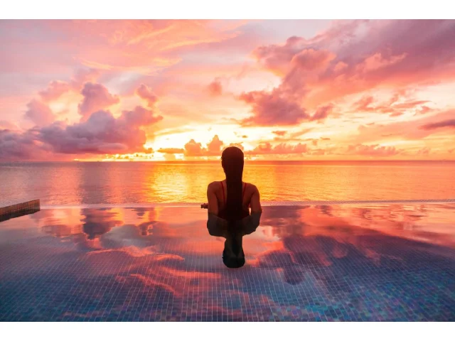 Proč tak milujeme východ a západ slunce? Věda odhaluje šokující pravdu o tom, jak „hackuje“ naše tělo