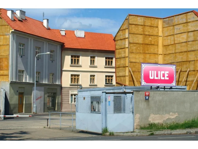 Miminky se to v Ulici jen hemží. Holíková porodila, Krausová mlží o termínu porodu