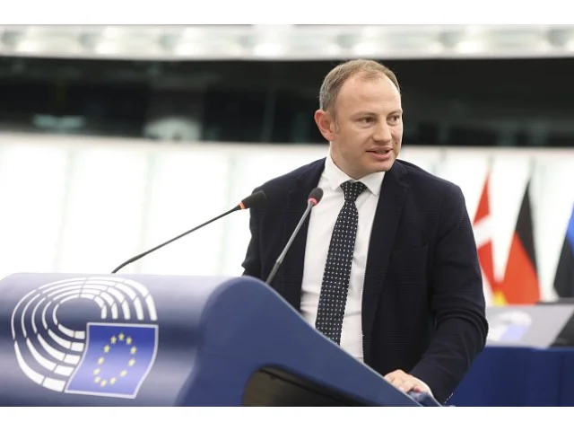 Ondřej Knotek z ANO: Nechceme, aby lidé místo deseti dostali ran sedm