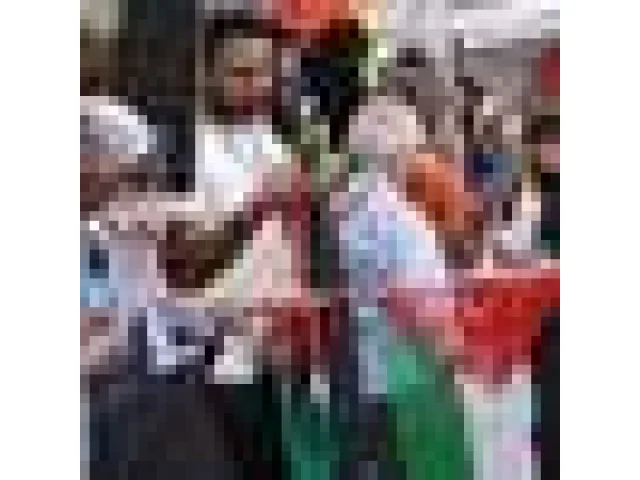 Češka z flotily pro Gazu se vrátila do Prahy, přivítali ji podporovatelé