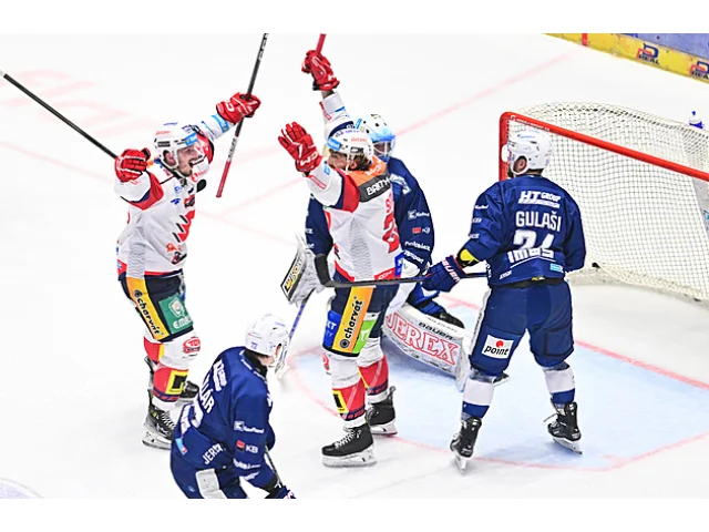 ONLINE: Pardubice - Kometa 2:1. Přesilovku po Flekově faulu Dynamo nevyužívá