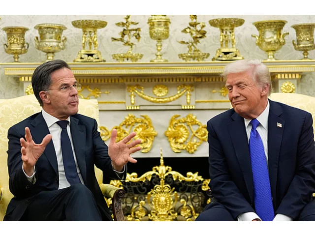 Detaily ze setkání šéfa NATO s Trumpem v Bílém domě. Hlavním tématem byl Putin