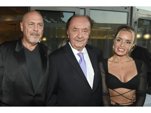 Tahle odvážná kráska je dcera Františka Janečka, podívejte! Randí s o 18 let starším vlivným producentem