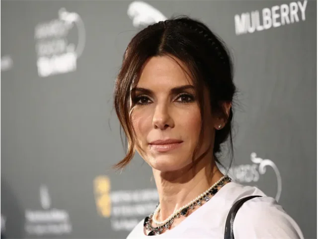 Nejslavnější stalkeři slavných: Biebera plánovali vykastrovat, Bullock se schovala ve skříni