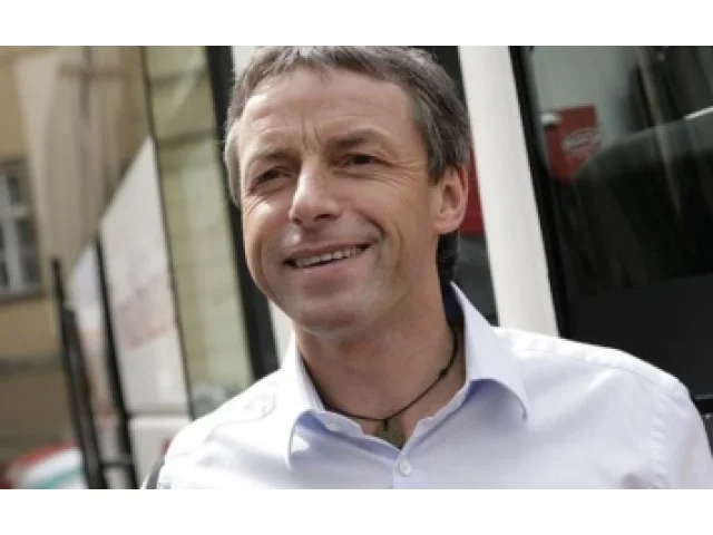 Když makovičky zrály, hašiši se radovali. A proč to Bém nevytrhne