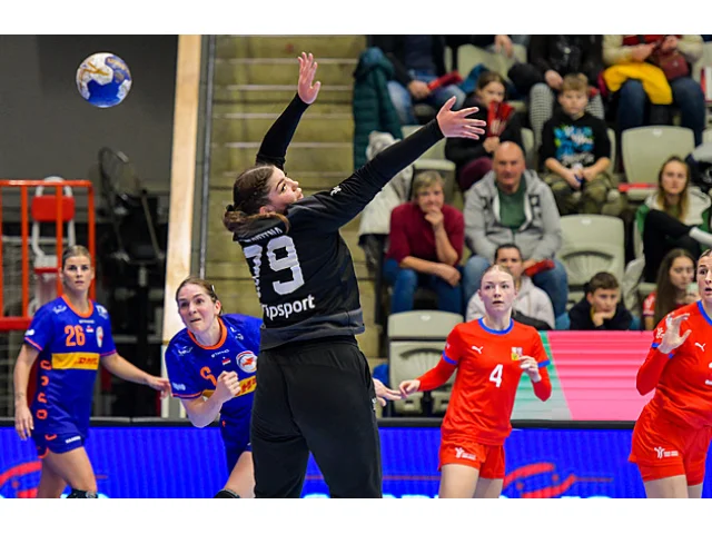 Házenkářkám bude ve zbytku šampionátu chybět zraněná brankářka Novotná