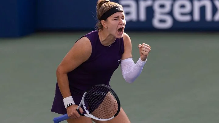 Video: Takhle proti sobě bojovaly dvě kamarádky. A další Češky řádily v Japonsku