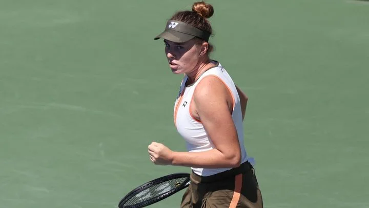 Česká jízda pokračuje. Menšík vyzrál na nepříjemného soupeře, Nosková se pomstila