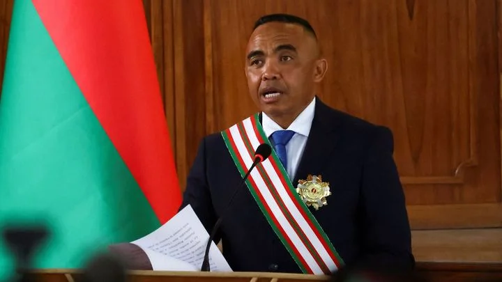 Madagaskar má necelý týden po vojenském převratu nového premiéra