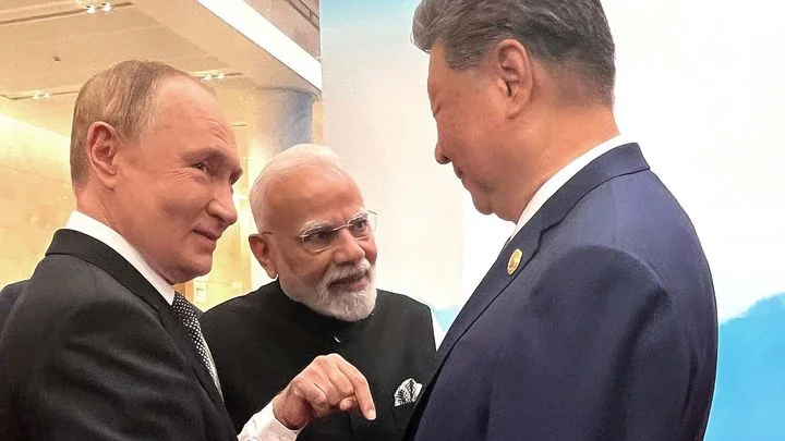 Nové vrásky na Trumpově tváři. Putin, Módi a Si Ťin-pching přenastavují světový řád