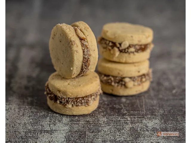 Zdravější vánoční cukroví aneb Jak a co péct bez hromady cukru, bílé mouky nebo bez tuku