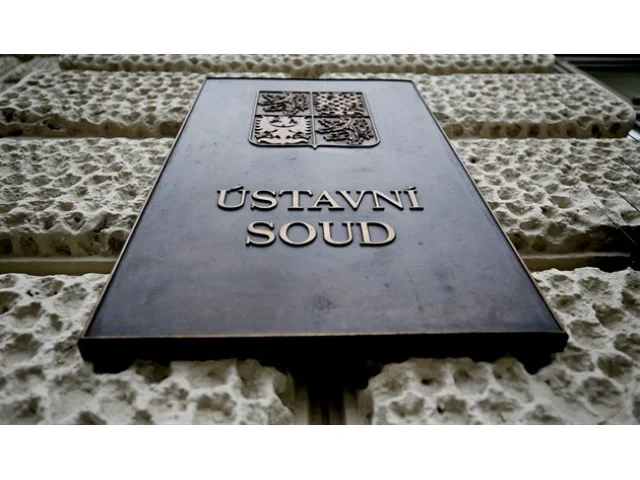 KSČ chtěla zrušit nový zákaz propagace komunismu. Ústavní soud její návrh smetl