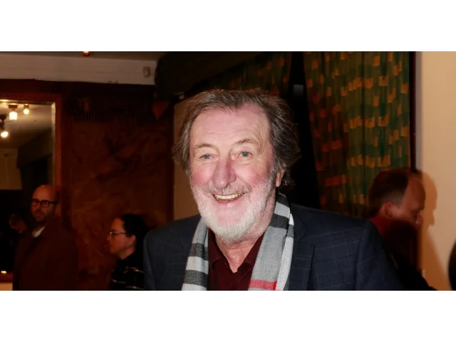 Po mrtvici byl Bolek Polívka poprvé viděn ve společnosti. Nemoc se se na něm zřejmě podepsala