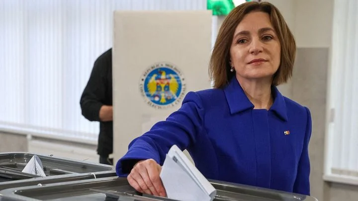 Volby v nejchudší zemi Evropy ovládla proevropská strana, opozice vyrazí do ulic