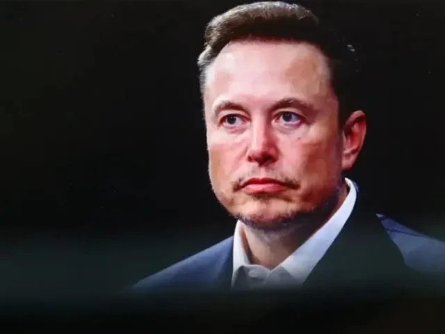Elon Musk reaguje na obří evropskou pokutu. Vyzval ke zrušení EU