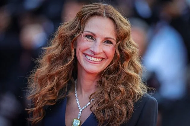 Legendární Julia Robertsová navštívila Prahu. Do ulic vyrazila na nákupy