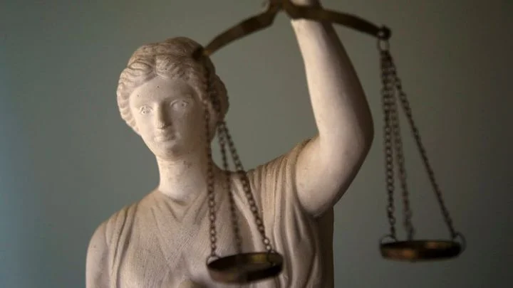 Stát nemusí hradit ušlý zisk za covidové uzávěry podle krizového zákona, rozhodl soud