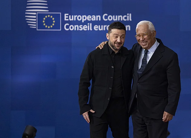 Nevměšujte se, reaguje EU na Trumpovu strategii. Soulad s Ruskem ji znepokojuje