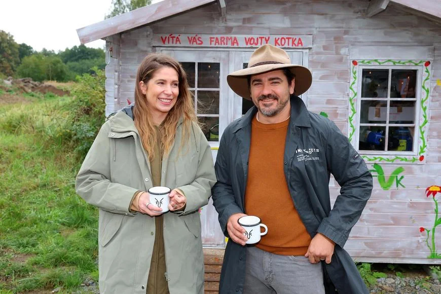 „Nebojím se, že by ho některá odloudila,“ říká manželka Vojty Kotka Radana Kotková