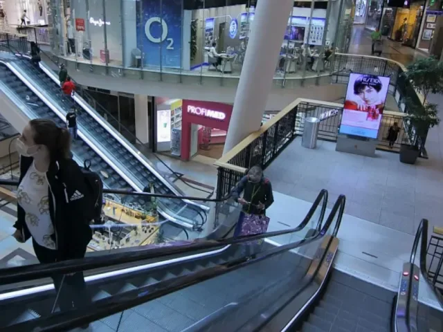 Stát nemusí hradit ušlý zisk za covidové uzávěry podle krizového zákona, rozhodl Nejvyšší soud