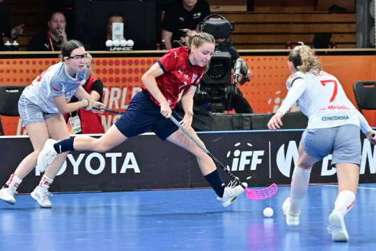 Bylo to super, vychutnala si Brucháčková výhru nad Švýcarkami a cenu od Jágra