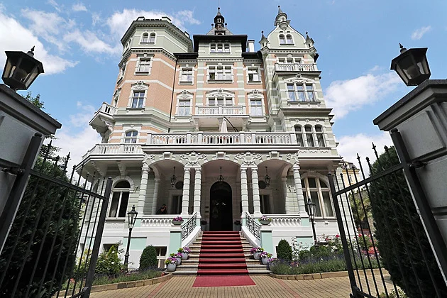 Ústavní soud zamítl ruskou stížnost, budovy na sankčním seznamu nechal