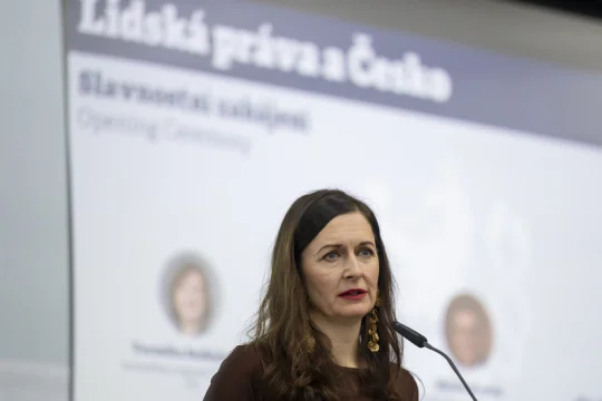 Končící zmocněnkyně pro lidská práva se chce ucházet o post ombudsmana