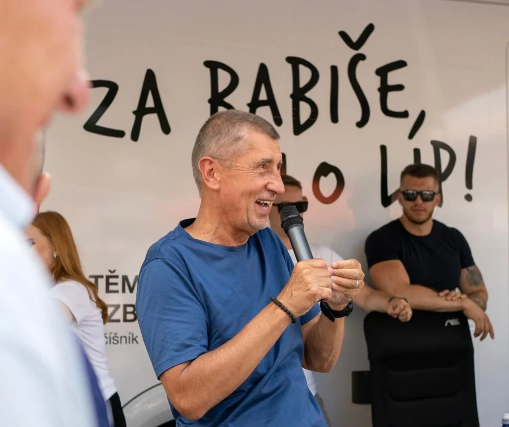 Přebírá Andrej Babiš spálenou zemi? Ne, je už líp
