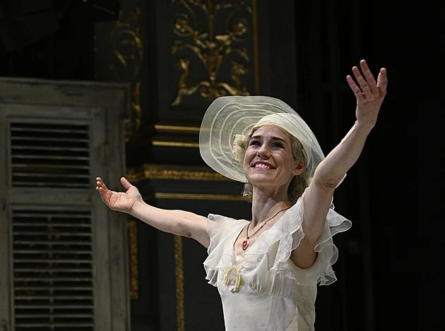 Vánoce vyřešeny. Vyhrajte knihu Primabalerína a 1000 Kč na dárky z knihkupectví