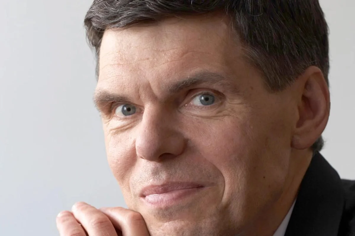 Miliardář Dalibor Dědek svou stoletou chalupu v horách zachránil před zkázou. Voní dřevem a historií