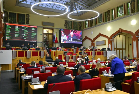 Praha bude příští rok hospodařit s příjmy 116,35 mld. Kč a výdaji 119,05 mld. Kč