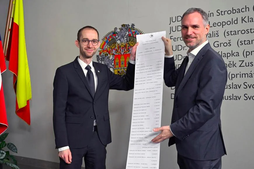 Náměstci Hřib a Pospíšil dnes rezignovali na svou funkci ve vedení města