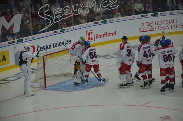 Reprezentaci kosí viróza. Rulík: Mužstvo je nakřáplé. Kaše zatím odolává