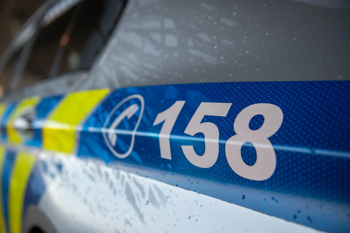 Policisté pátrají po 14letém chlapci z Karlových Varů