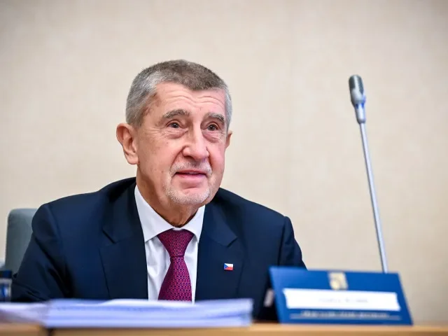 „Máme na to 20 minut.“ První Babišova vláda dojednala, další je maraton uvádění ministrů