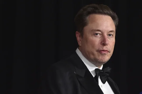 Forbes: Musk je prvním člověkem, jehož majetek pokořil hranici 600 miliard USD