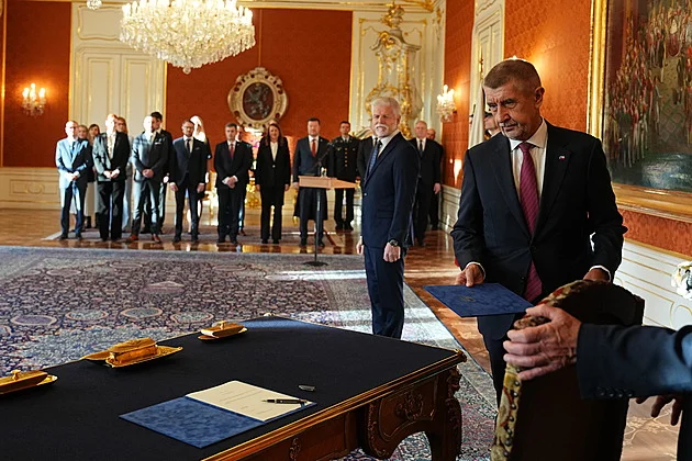 PŘEHLEDNĚ: Babišovi ministři. Kdo je kdo v nové vládě ANO, SPD a Motoristů