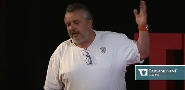 Po raketě DANA další záhada. Kdo poslal 100 milionů?