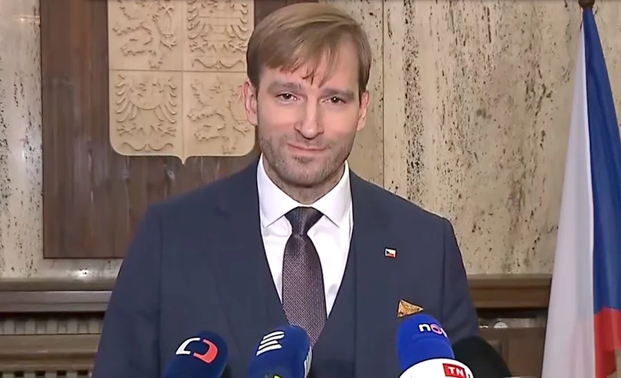 Vláda podrží zdravotnictví z peněz VZP ČR, potvrdil ministr Vojtěch
