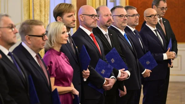 Česko má novou vládu ANO, Motoristů a SPD, o důvěru požádá v půlce ledna