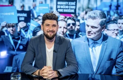 Kradlo se na ministerstvech po miliardách, uvedl u Tománkové poslanec Gregor. Teď vysvětlil, jak to myslel