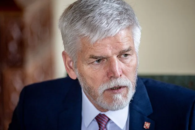 Turek neměl mandát na pověření ministra Taraby, aby hlasoval za ČR, řekl Pavel