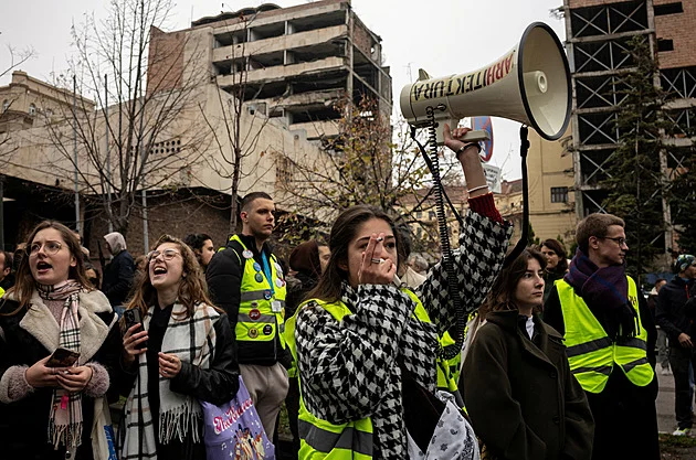 Kushnerova firma ruší luxusní projekt v Bělehradě. Viníky zažaluju, zuří Vučić