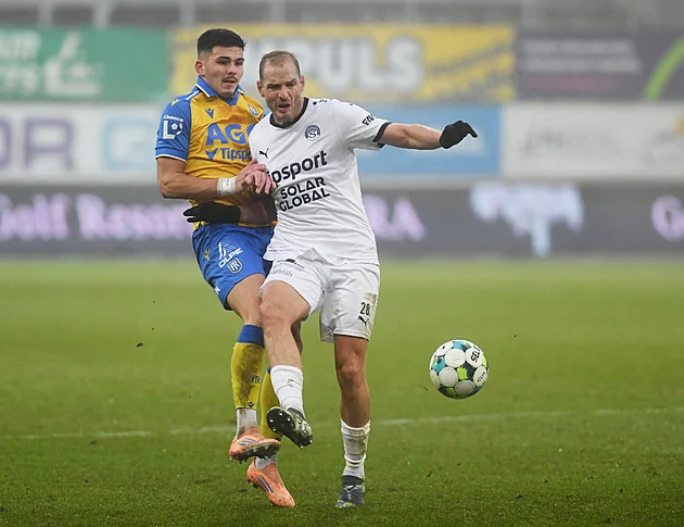 Slavia si pojistila Halinského, ještě půlrok ho nechá hostovat v Teplicích