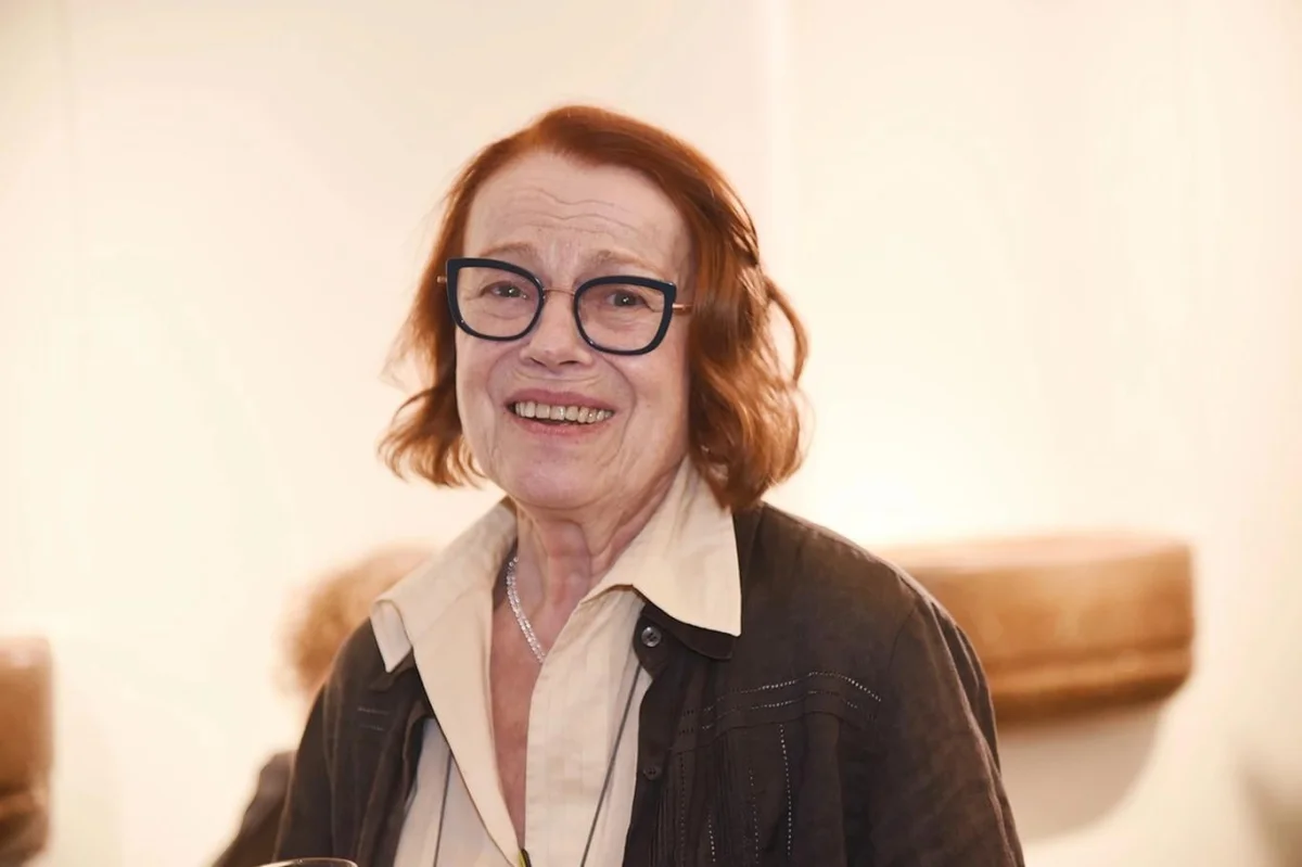 Iva Janžurová jde svým vrstevnicím příkladem: Ze stárnutí si hlavu nedělá