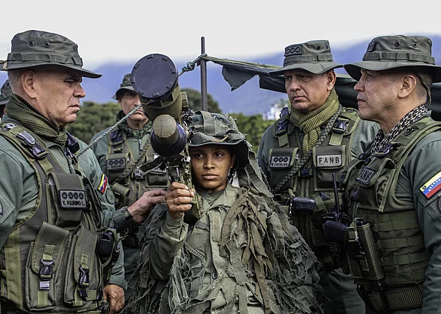 Snad USA neudělají fatální chybu, uvedla Moskva k napětí kolem Venezuely