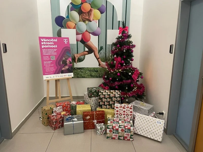 Dobročinný advent v T-Mobile: Pomáhali zaměstnanci i zákazníci